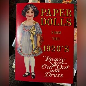 NWOT 🪆PAPER DOLLS FROM THE 1920’s
Reproduction UNCUT